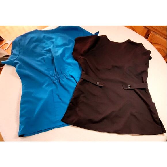 Grey's Anatomy Barco Scrub 2 Womens Tops Lot M Mock Wrap Black Blue Nurse Vet - Picture 3 of 8